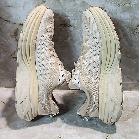 Hoka One One Bondi 8 Shoes Sneakers Size 8B Oat Milk Barley - Picture 3 of 8